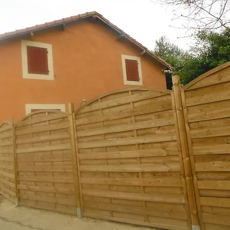 Le Romarin Apartment